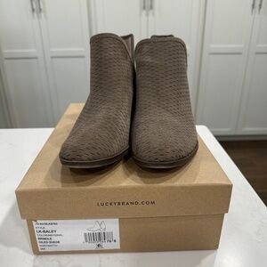 Luckybrand booties - Brindle - LK - BALEY Size 9